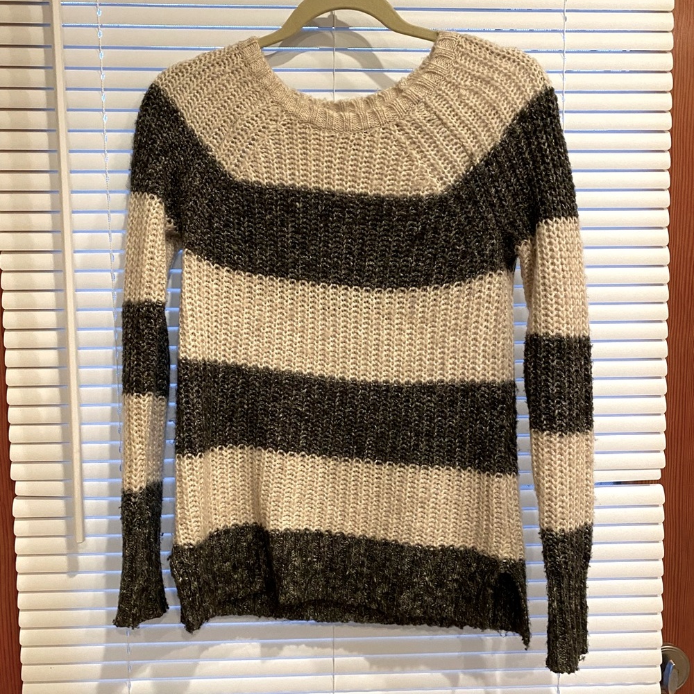 American eagle striped sweater XXS